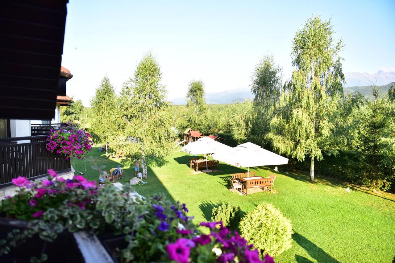 Natura Family Resort Avrig Esterno foto