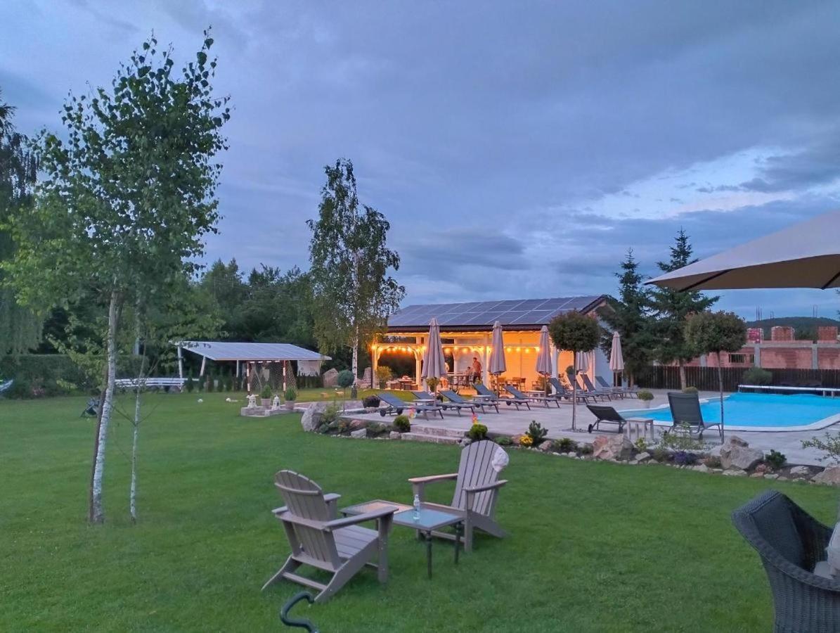 Natura Family Resort Avrig Esterno foto