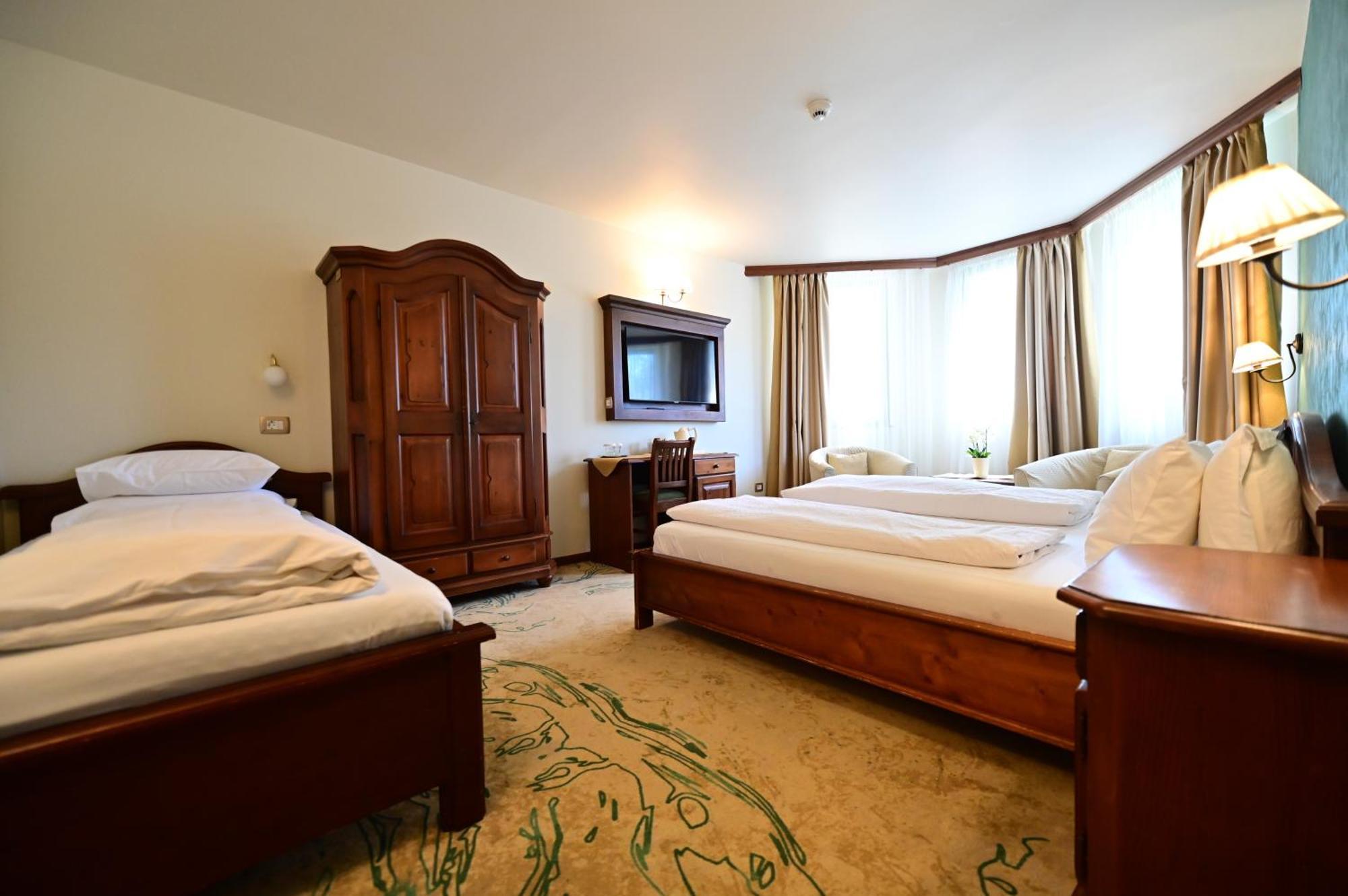Natura Family Resort Avrig Esterno foto